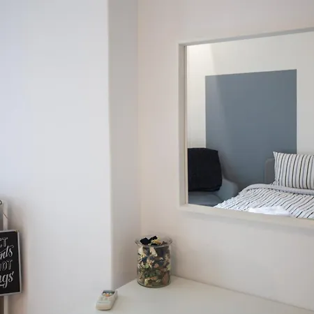 Ultracentral Hong Kong 3 Bdrm Apartment