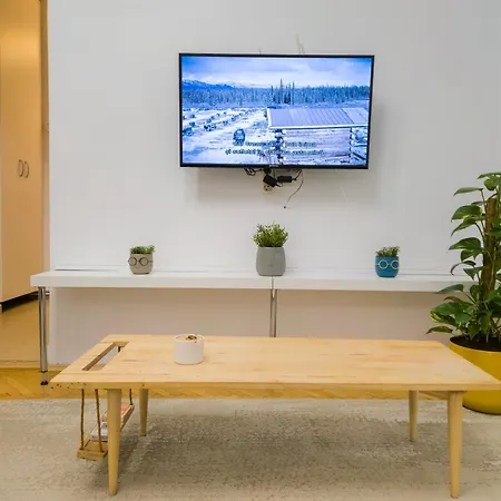 Lägenhet Ultracentral Hong Kong 3 Bdrm *
