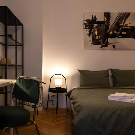 Ultracentral Hong Kong 3 Bdrm Lägenhet *