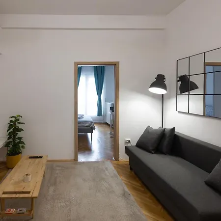 Ultracentral Hong Kong 3 Bdrm