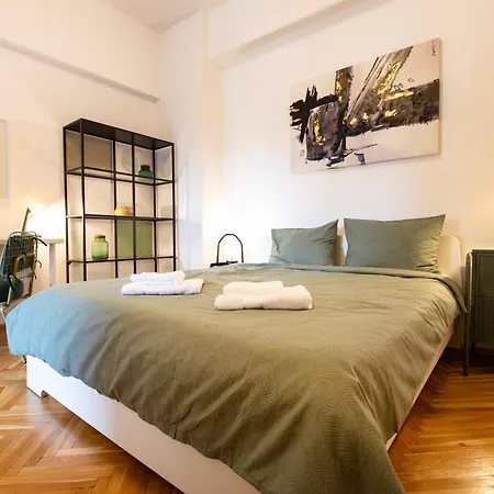 Ultracentral Hong Kong 3 Bdrm