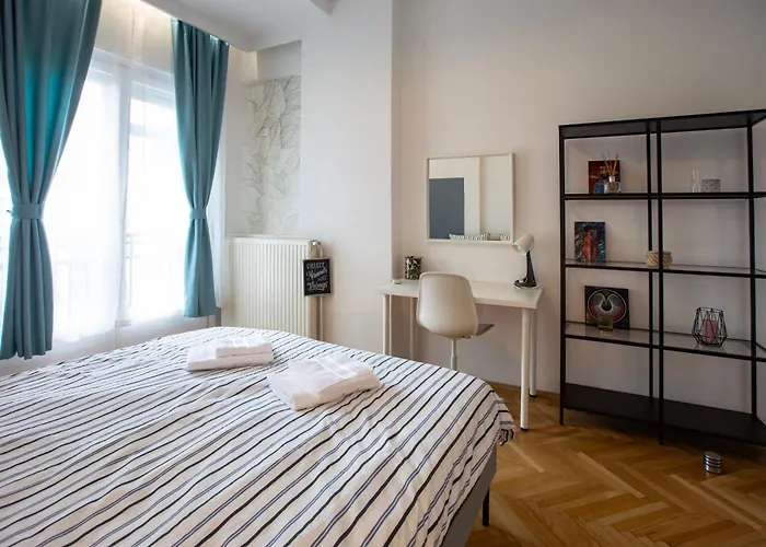 شقة Ultracentral Hong Kong 3 Bdrm *