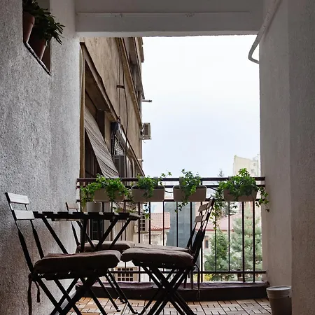 公寓 Ultracentral Hong Kong 3 Bdrm 布加勒斯特