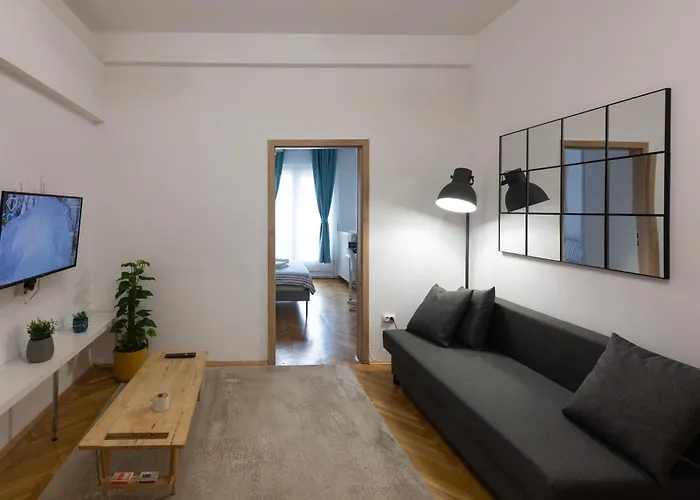 Ultracentral Hong Kong 3 Bdrm